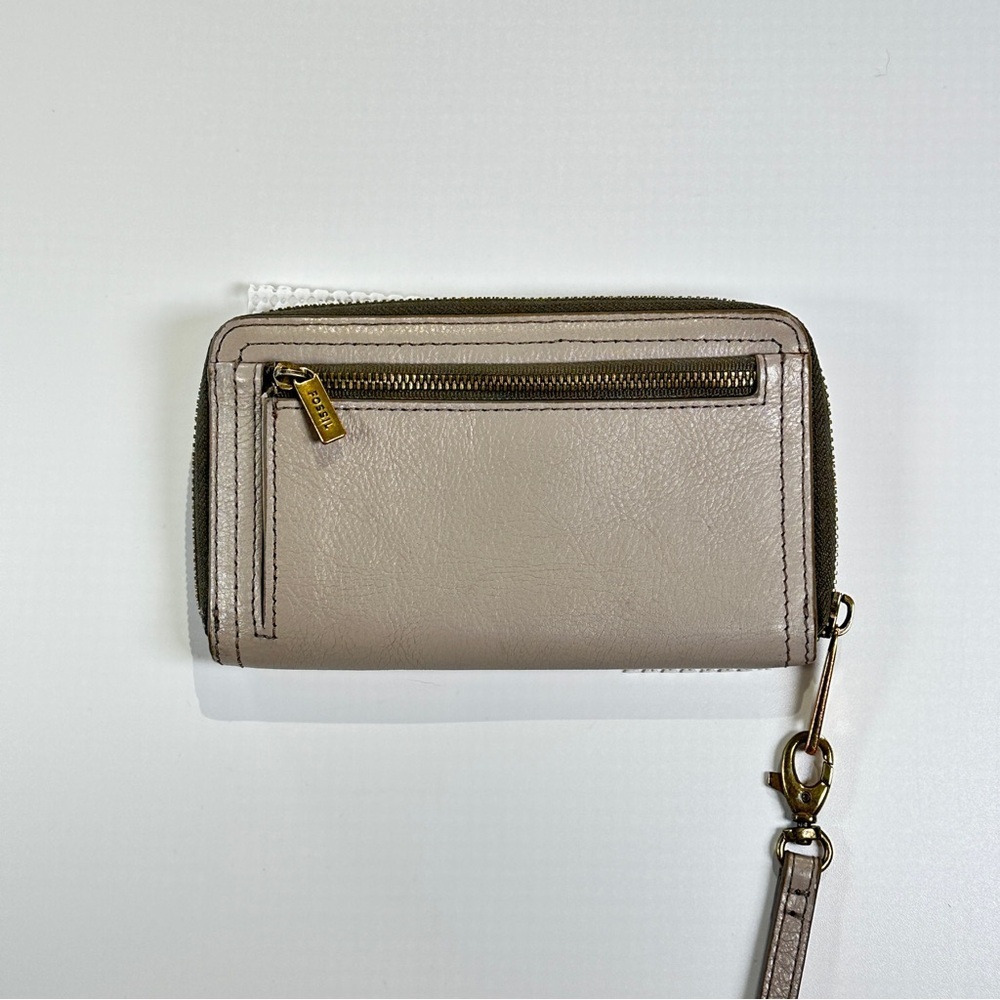 Fossil Wristlet Wallet Zip Around Leather Beige - Picture 4 of 13